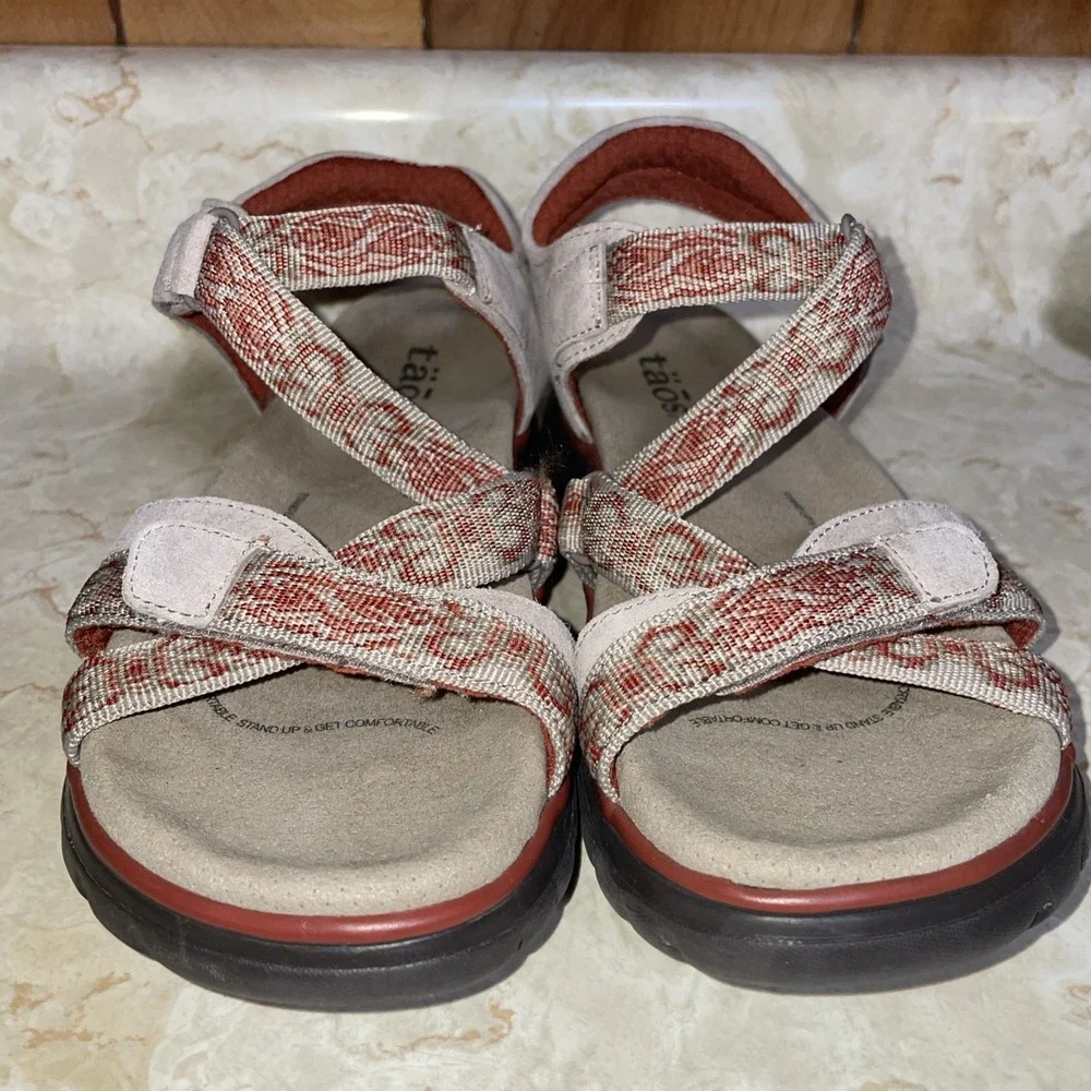 Taos Zen Sandals Tan‎ & Burnt Orange 6 Strappy Comfort Sandal